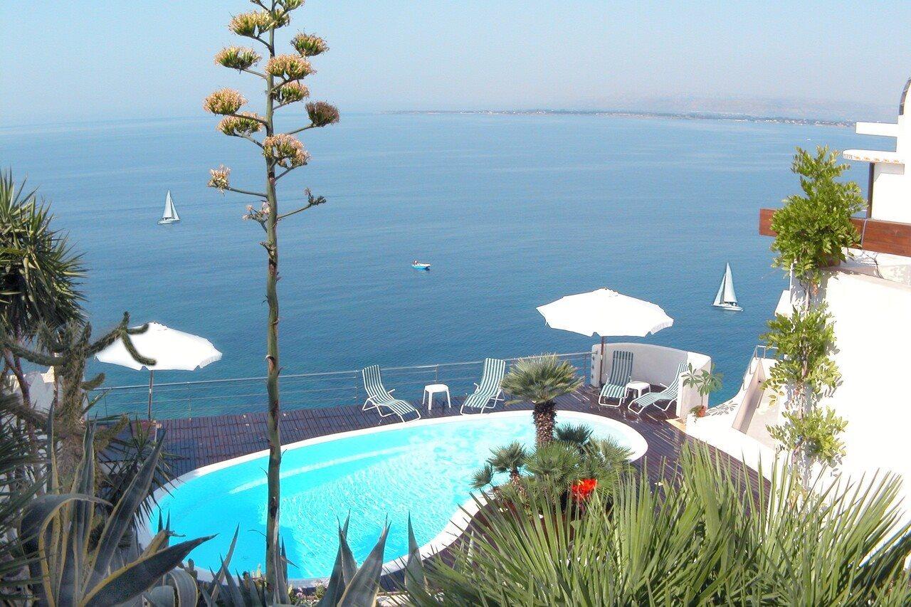 Aparthotel La Rosa Sul Mare Syracuse