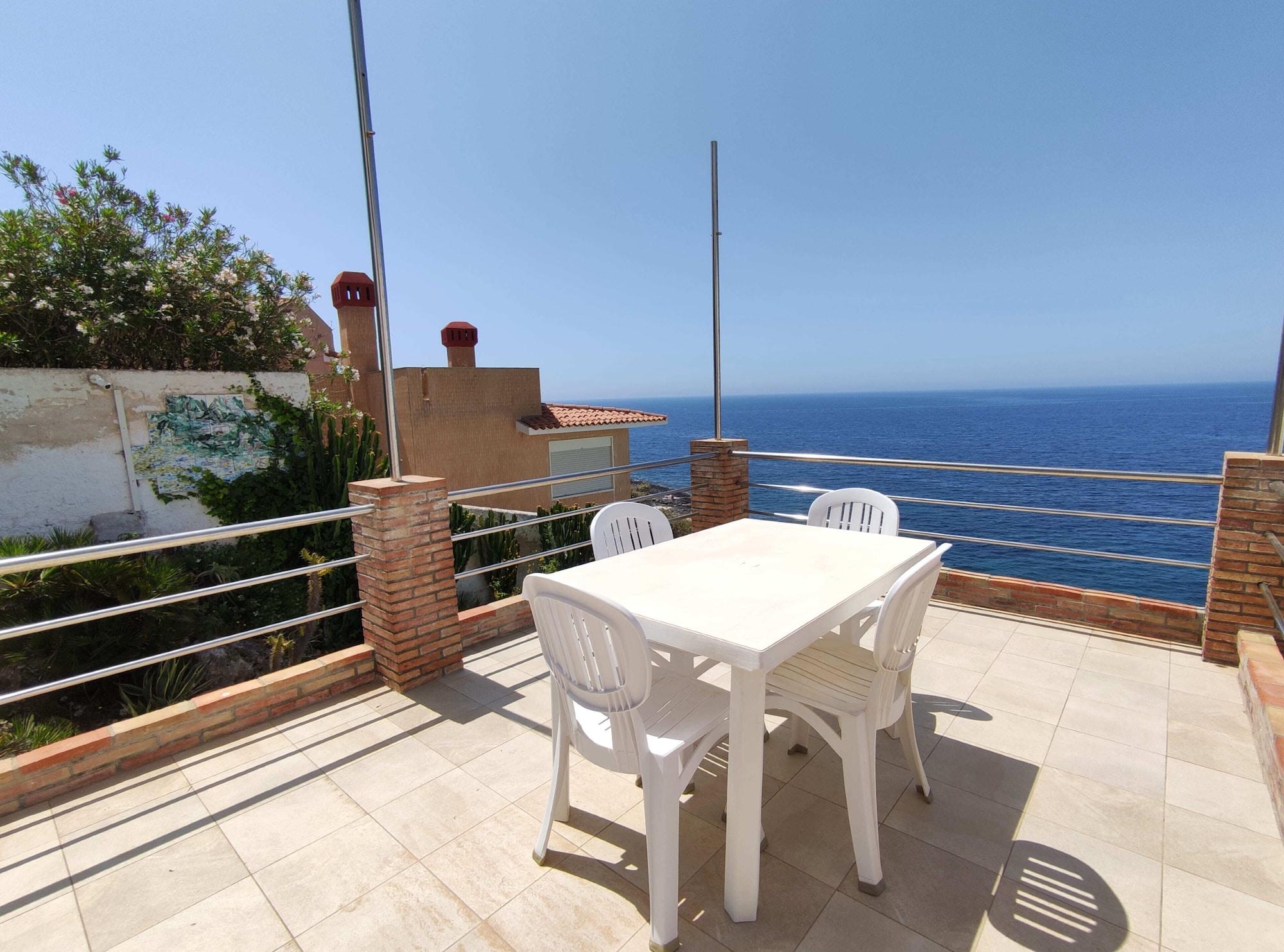 Aparthotel La Rosa Sul Mare 4*